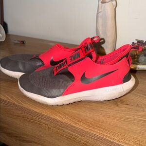 Nike Kids Flex Runner Black and Red Sneakers